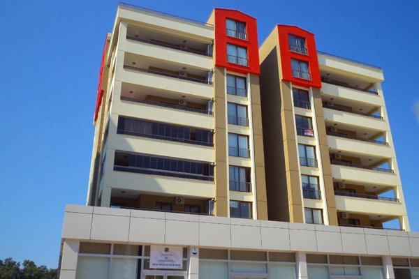 Alpiş Emel Apartımanı